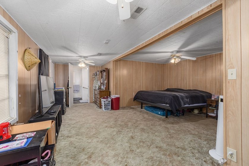 Come see this spacious home with Acreage Close to Town! Bonus! - photo 8
