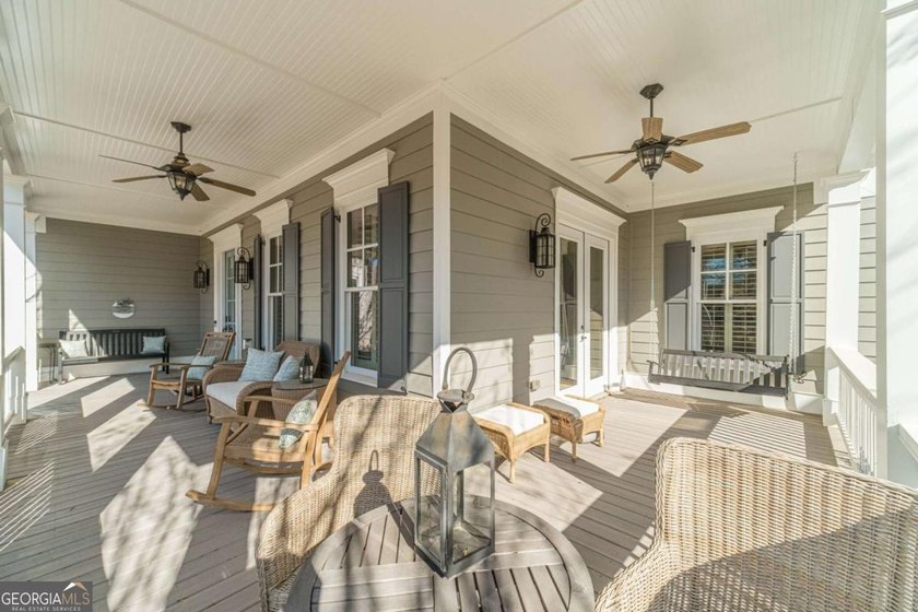 Welcome home to this beautifully designed residence offering - photo 2
