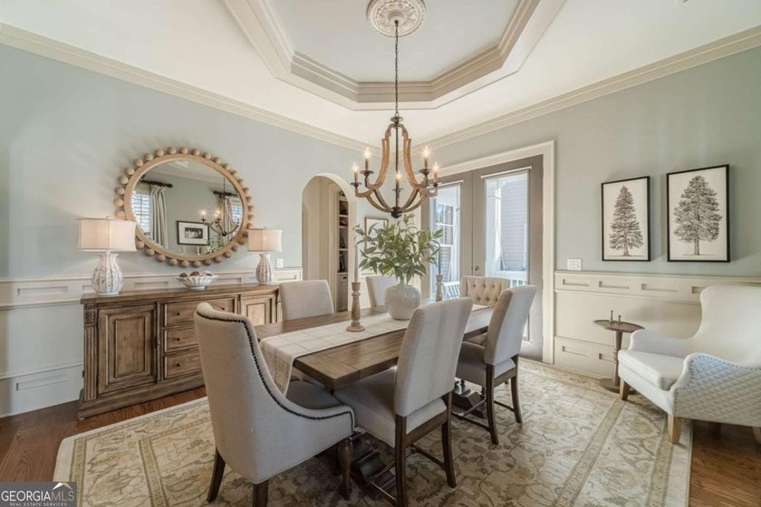 Welcome home to this beautifully designed residence offering - photo 8