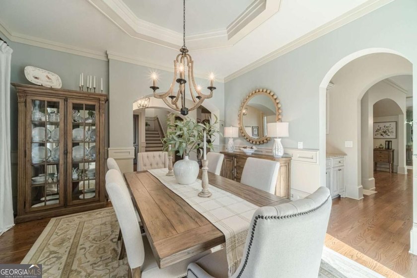 Welcome home to this beautifully designed residence offering - photo 9