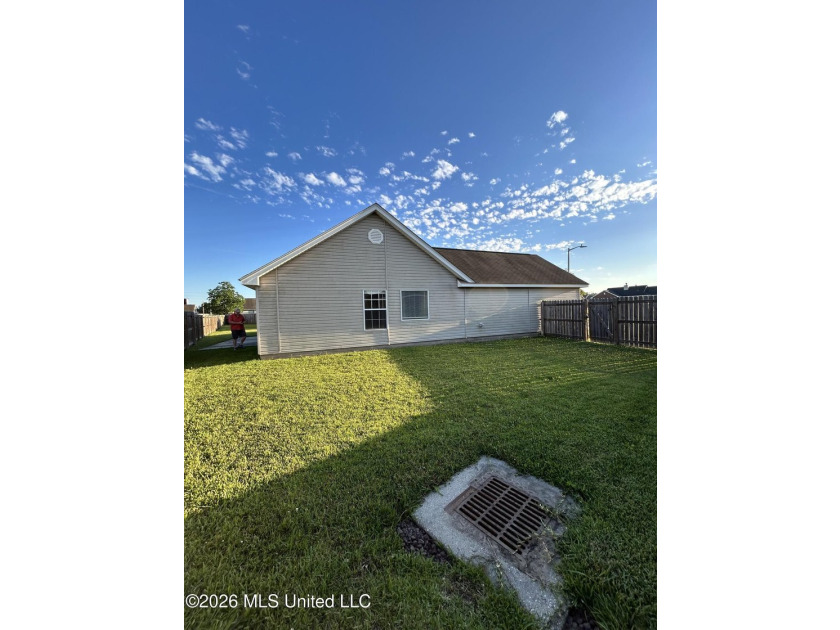 Super cute and super clean! This charming home sits on a large - photo 12