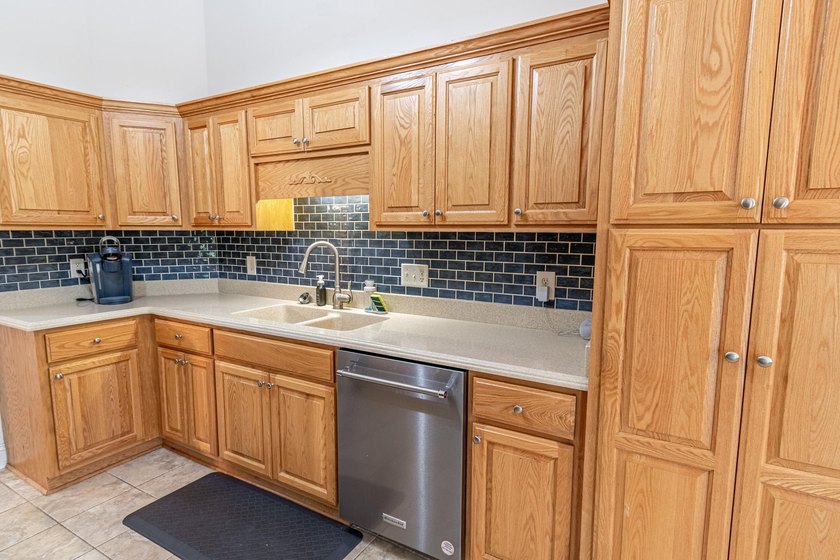 Welcome to Lawson's Landing, where comfort meets coastal - photo 6