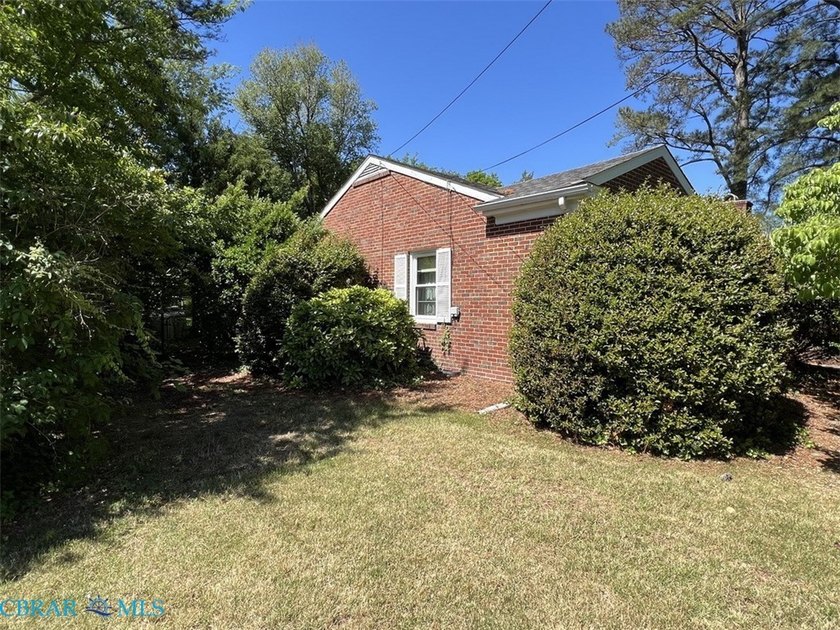 Classic Urbanna brick rancher located just a short walk away - photo 16