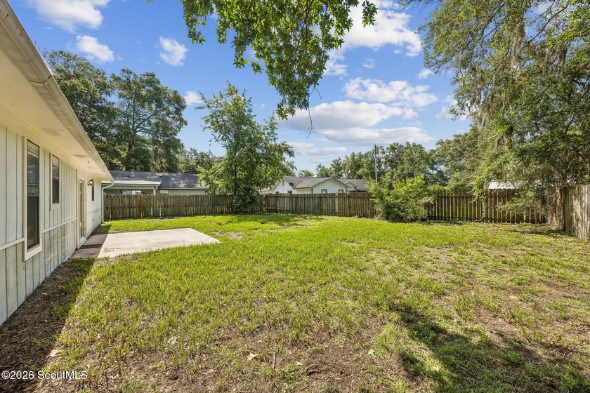 Ready for a quick move-in! This home offers tiled flooring - photo 41