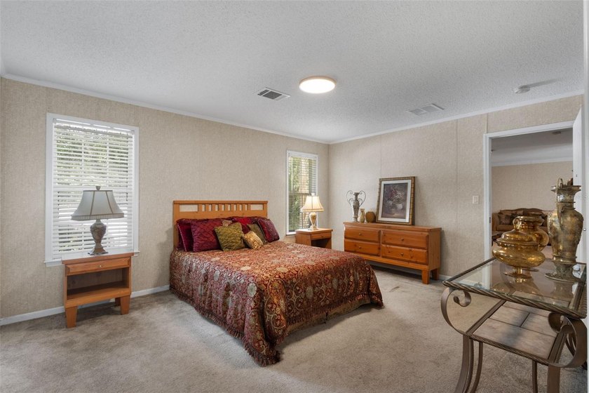 Enjoy the space, convenience, and flexibility of North Central - photo 14
