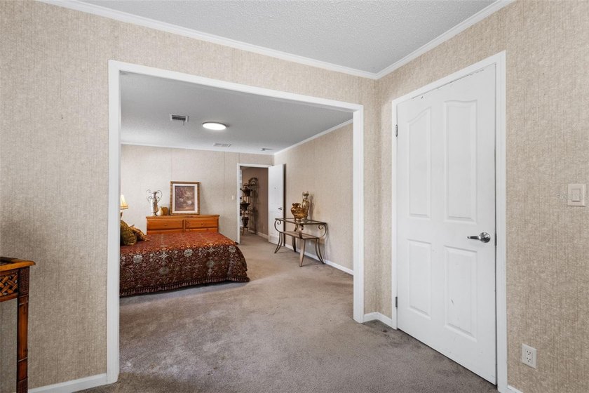 Enjoy the space, convenience, and flexibility of North Central - photo 15