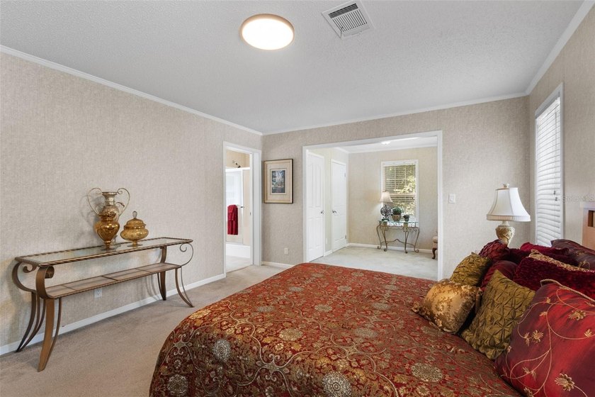 Enjoy the space, convenience, and flexibility of North Central - photo 17