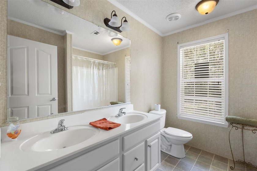 Enjoy the space, convenience, and flexibility of North Central - photo 23