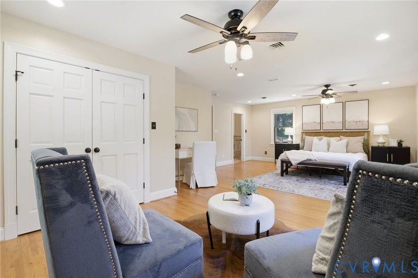 Welcome to Rothesay of Windsor Farms! Several hundreds of - photo 33