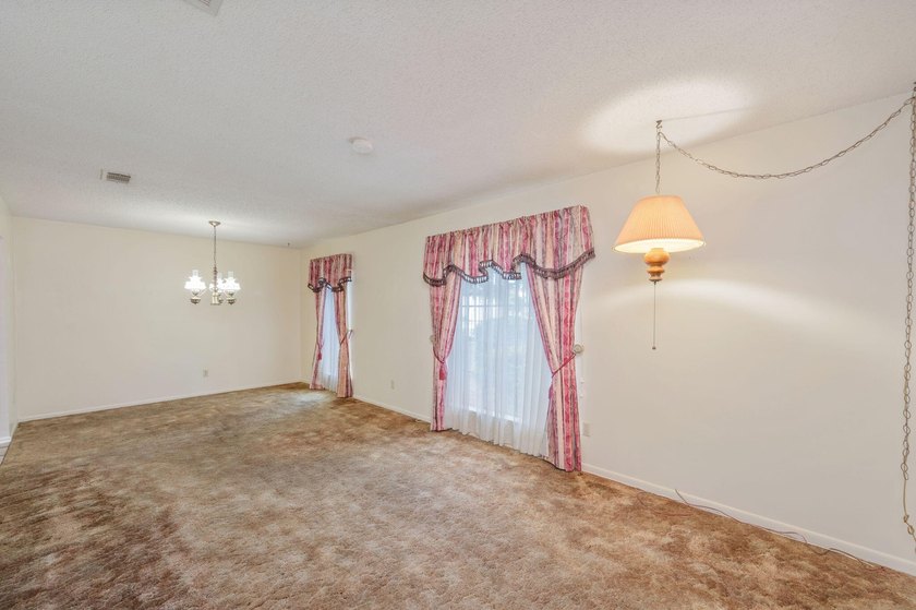 Offered for the first time by its original owner, this - photo 4