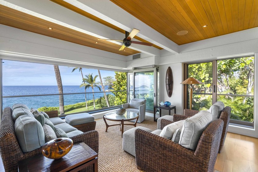 Positioned in the coveted front row of Wailea Point, Residence - photo 7