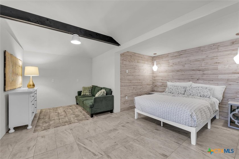 Tucked away from the pace of everyday life, 510 Herrin Lane is a - photo 25
