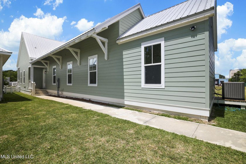 Discover one of the first two beautifully completed homes in the - photo 30