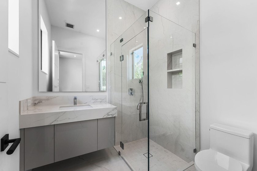 Discover a brand-new smart home crafted by Hanna Homes within - photo 35