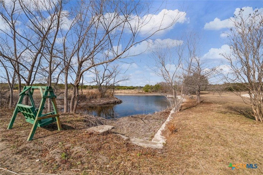 Tucked away from the pace of everyday life, 510 Herrin Lane is a - photo 36