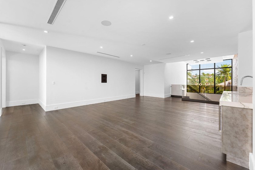 Discover a brand-new smart home crafted by Hanna Homes within - photo 37