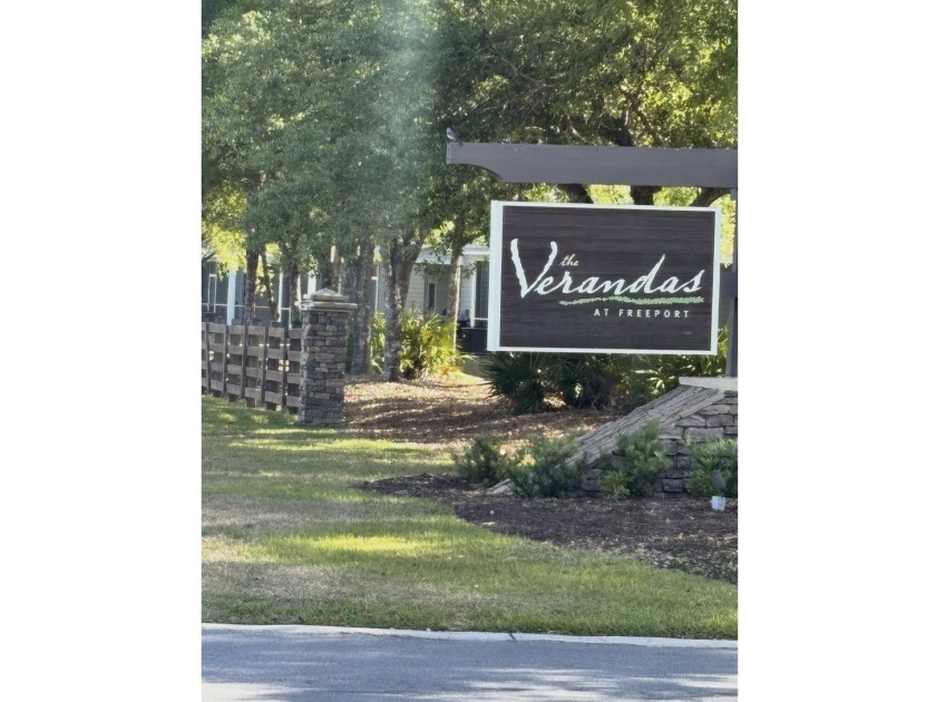 Welcome to 352 N Sand Palm Rd, Freeport, FL 32439 -- a - photo 5