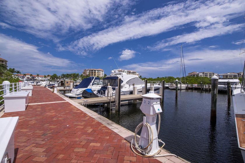 Slip 3 at the Jupiter Yacht Club Marina is a prime opportunity - photo 21
