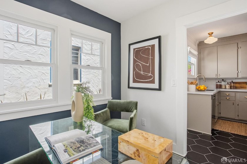 Stunning Rockridge Craftsman | Timeless Charm Beautifully - photo 21