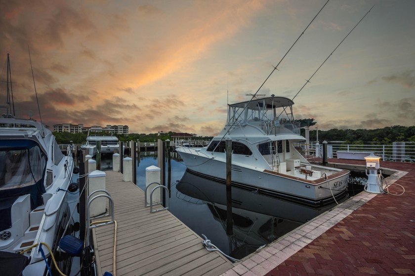 Slip 3 at the Jupiter Yacht Club Marina is a prime opportunity - photo 23