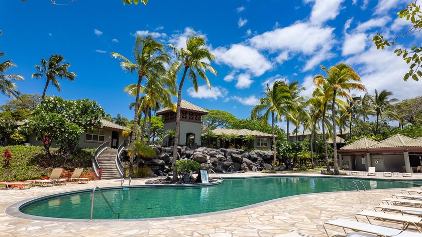 Experience the ultimate in resort living at Fairways at Mauna - photo 26