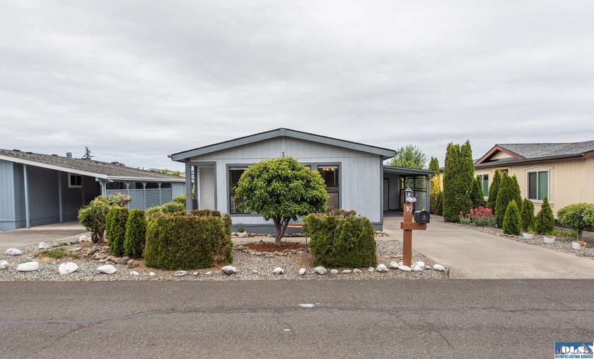 Welcome to West Alder Estates! This well-maintained 2-bedroom - photo 34