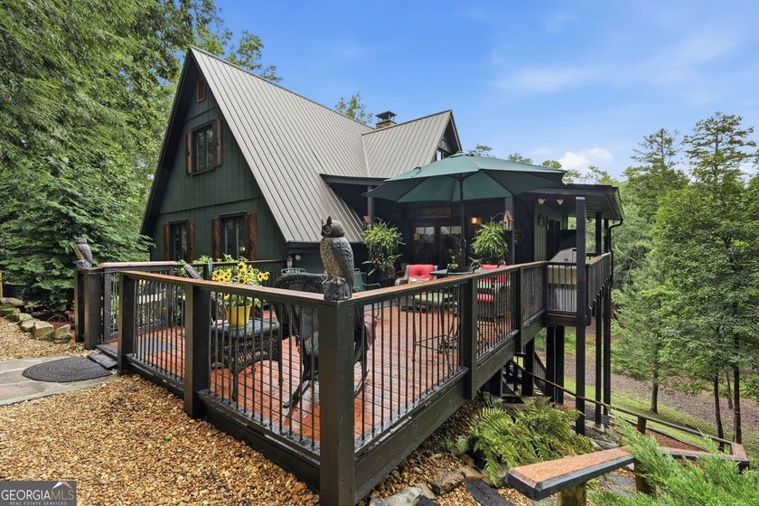 Welcome to your own private mountain retreat where you truly can - photo 4