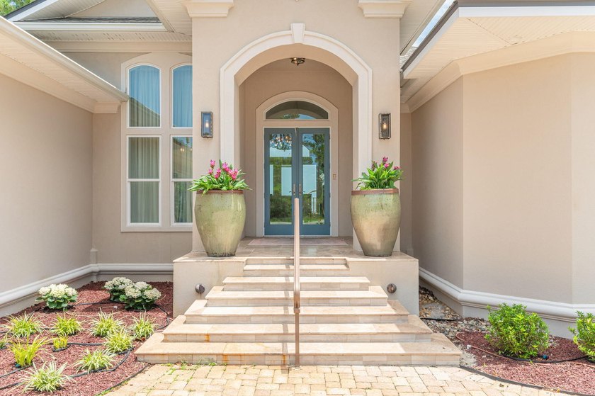 This pristine coastal retreat in Driftwood Estates is placed on - photo 9