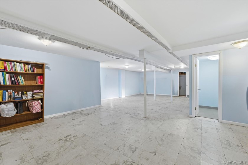 Spacious full-brick 3-family property in the heart of Flushing - photo 21