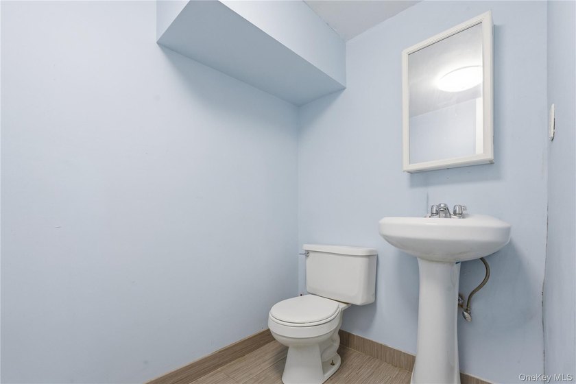 Spacious full-brick 3-family property in the heart of Flushing - photo 22