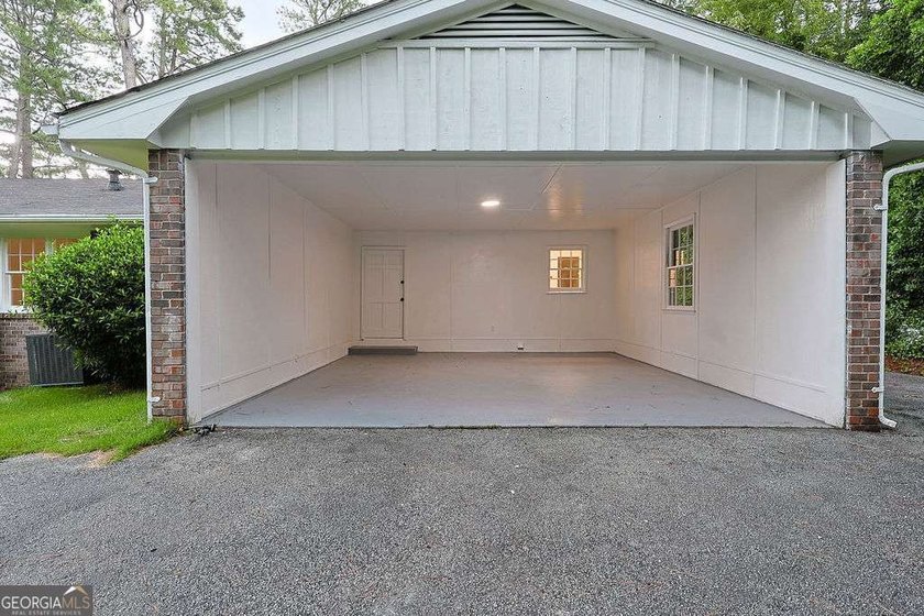 2016 Gibraltar Way, Conyers, GA - **beautifully renovated from - photo 4