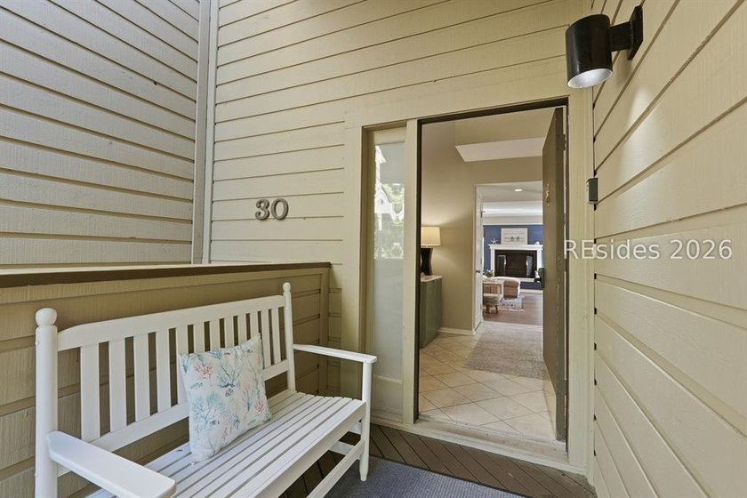 Well-appointed 3-bedroom, 3-bath Fazio Villa located within - photo 3