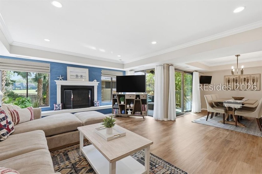 Well-appointed 3-bedroom, 3-bath Fazio Villa located within - photo 4