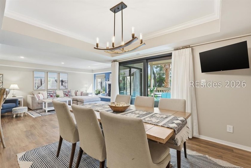 Well-appointed 3-bedroom, 3-bath Fazio Villa located within - photo 7