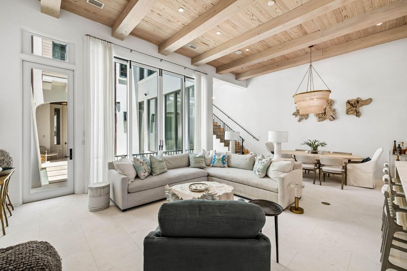 Amazing south side home in Alys Beach. Exceptional design by - photo 4