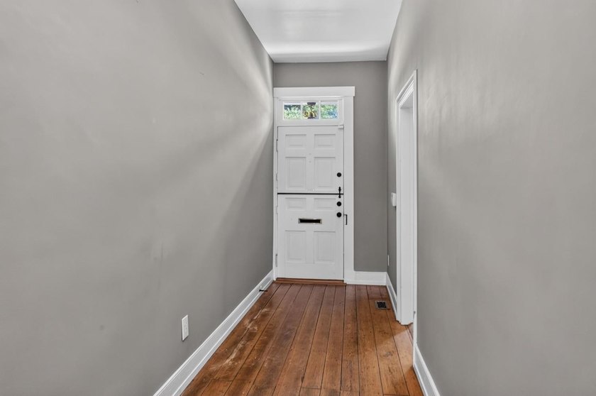 Historic downtown Madison living! This 2 story home blends - photo 4