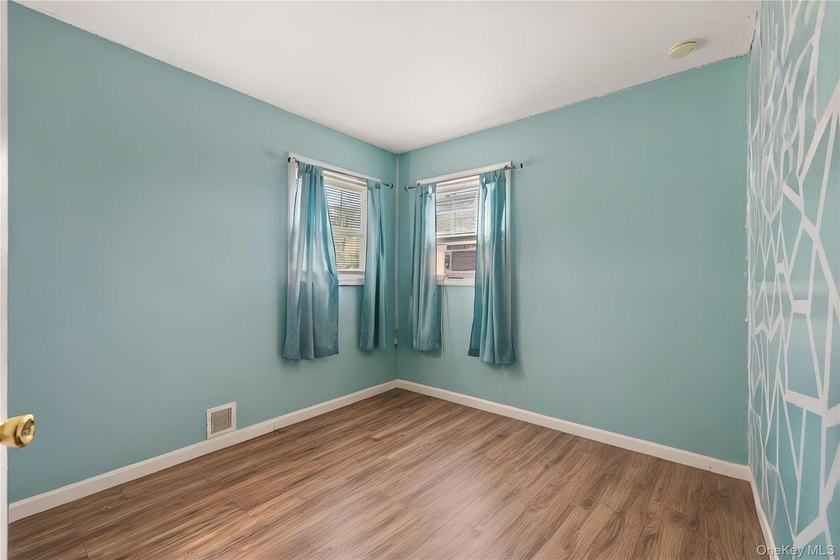 Don't miss this opportunity to own a well-maintained 3-Bedroom - photo 9