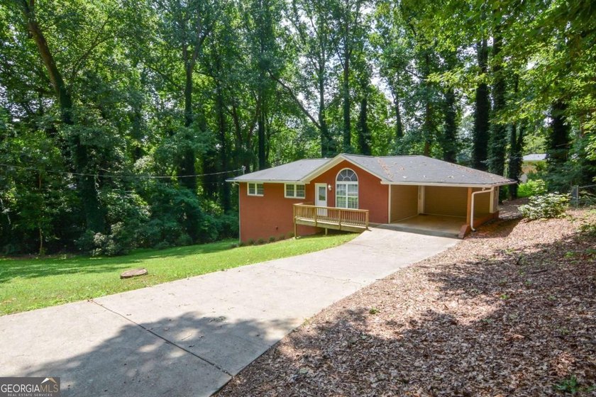 MUST SEE THIS CUTE RENOVATED BRICK RANCH HOME WITH FULL BASEMENT - photo 2