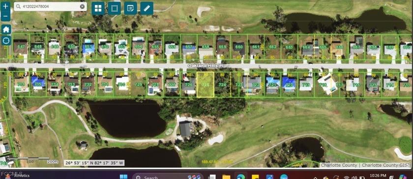 This lot offers a fantastic opportunity to build your dream home - photo 4