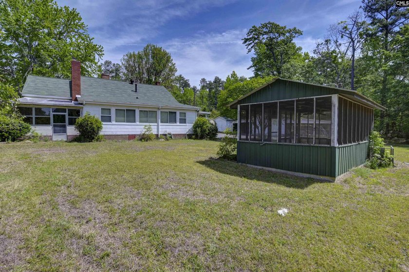 +/-21.83 acres with approximately 575 feet of road frontage on - photo 12
