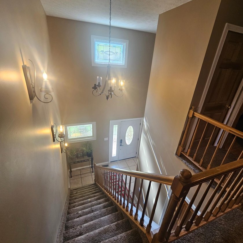 Looking for a spacious 4 bedroom 3.5 bathroom home with a full - photo 9