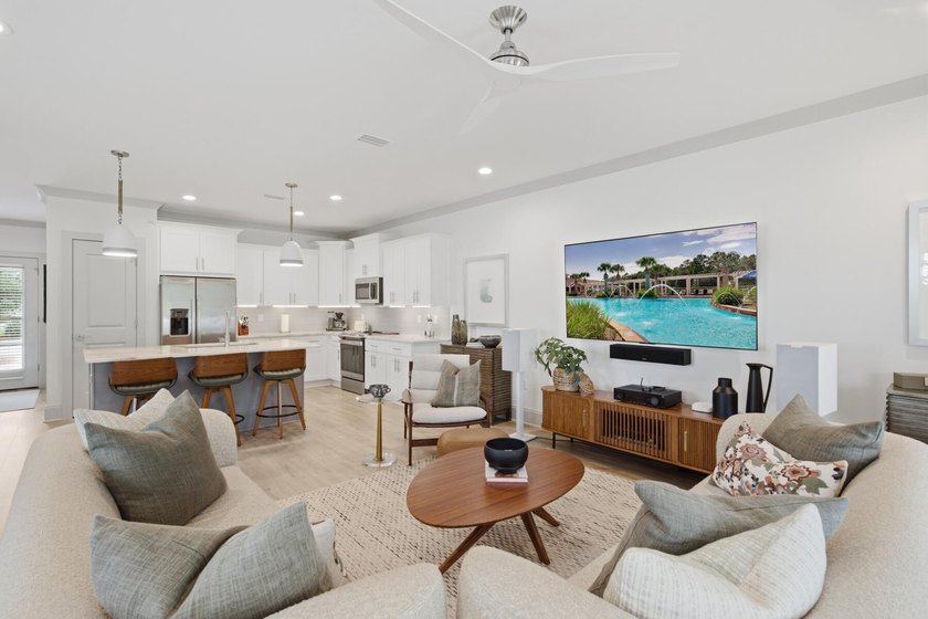 Welcome to Villas on the Fairway and this beautifully designed - photo 6