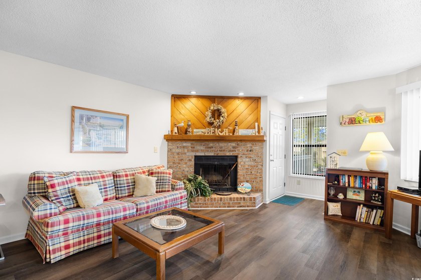 Welcome to effortless coastal living in this beautifully updated - photo 7