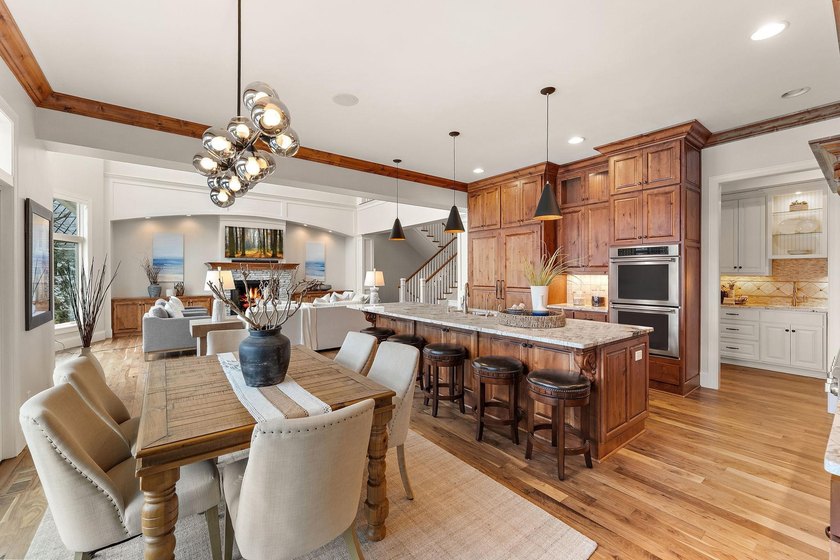 Experience the pinnacle of lakeside luxury with this - photo 32