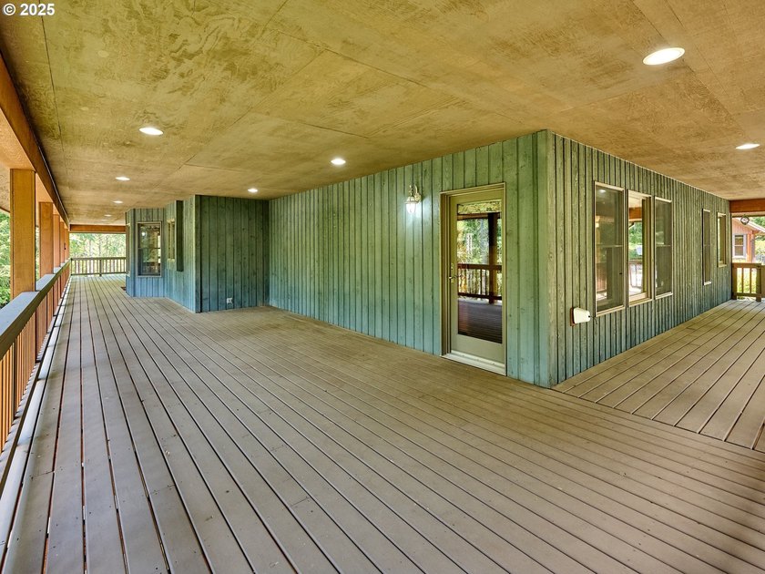 Desirable Multi-Generational Living at Its Finest! This unique - photo 44