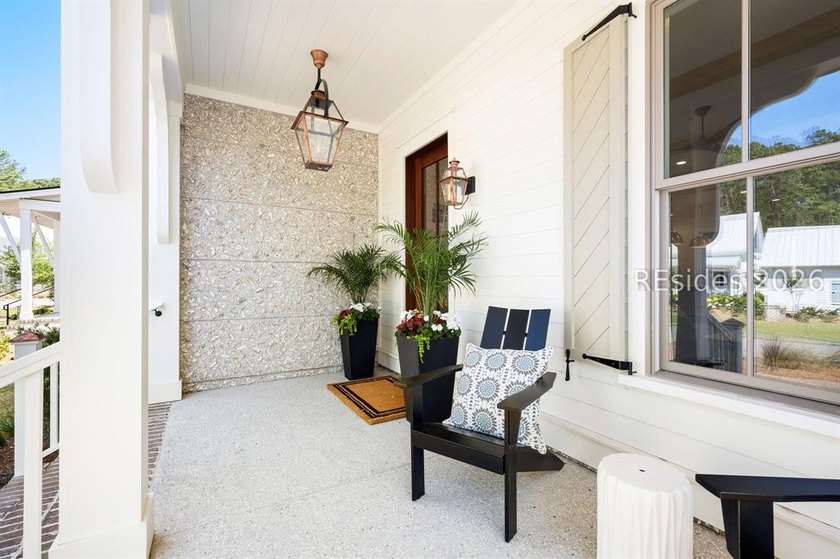 Don't miss just finished, new construction located in the highly - photo 8