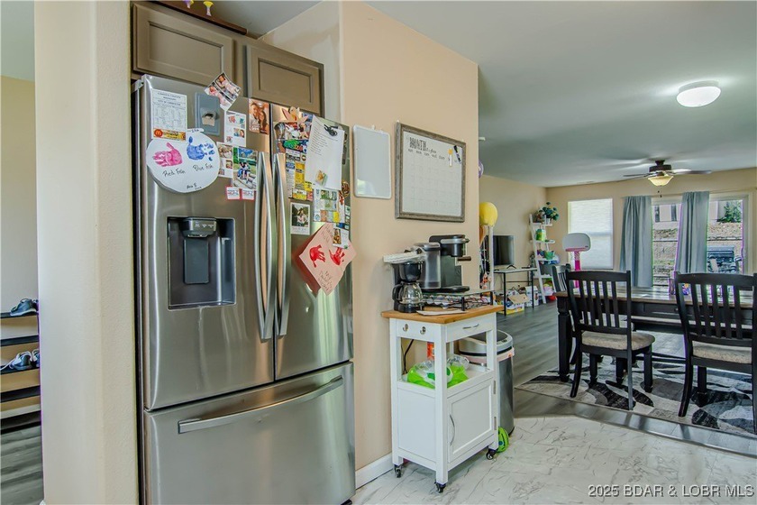 Welcome to 135 Primrose Lane in Camdenton! This beautifully - photo 13