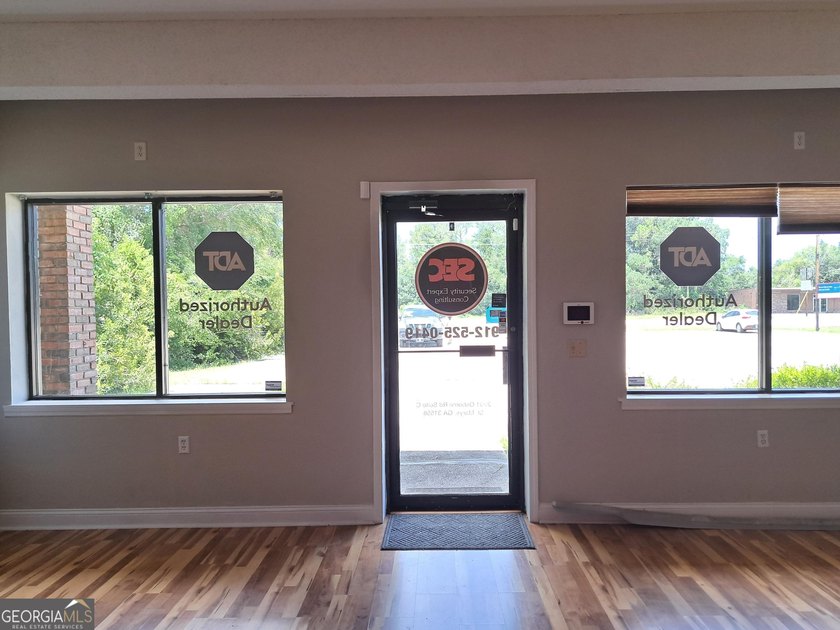 Great business income opportunity in St Mary's GA. 4440 Sq ft - photo 20