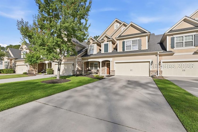 Motivated Seller! Located in the award-winning Hampton Lake - photo 2
