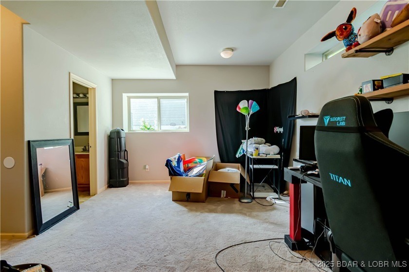 Welcome to 135 Primrose Lane in Camdenton! This beautifully - photo 27